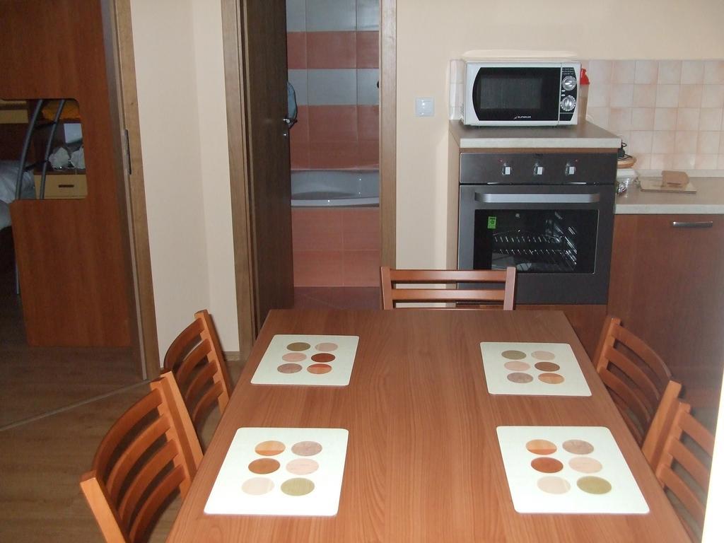 Rodinny Apartman Slnecnica Tale Exterior foto